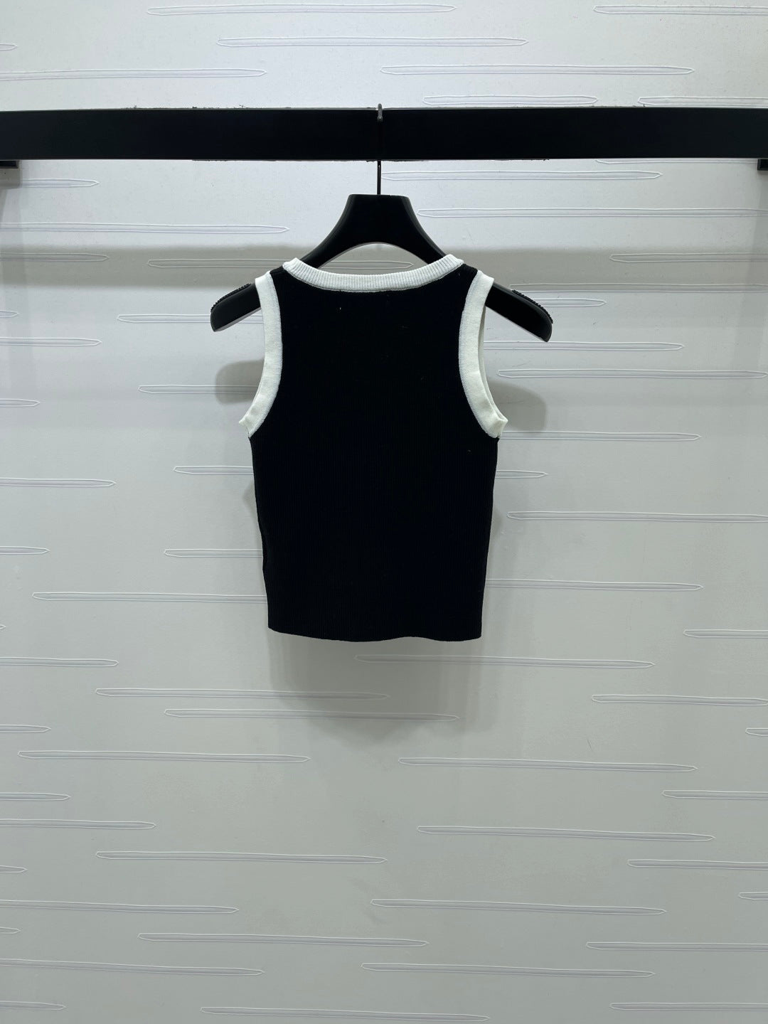 Chanel Sleeveless Knitted Shirt