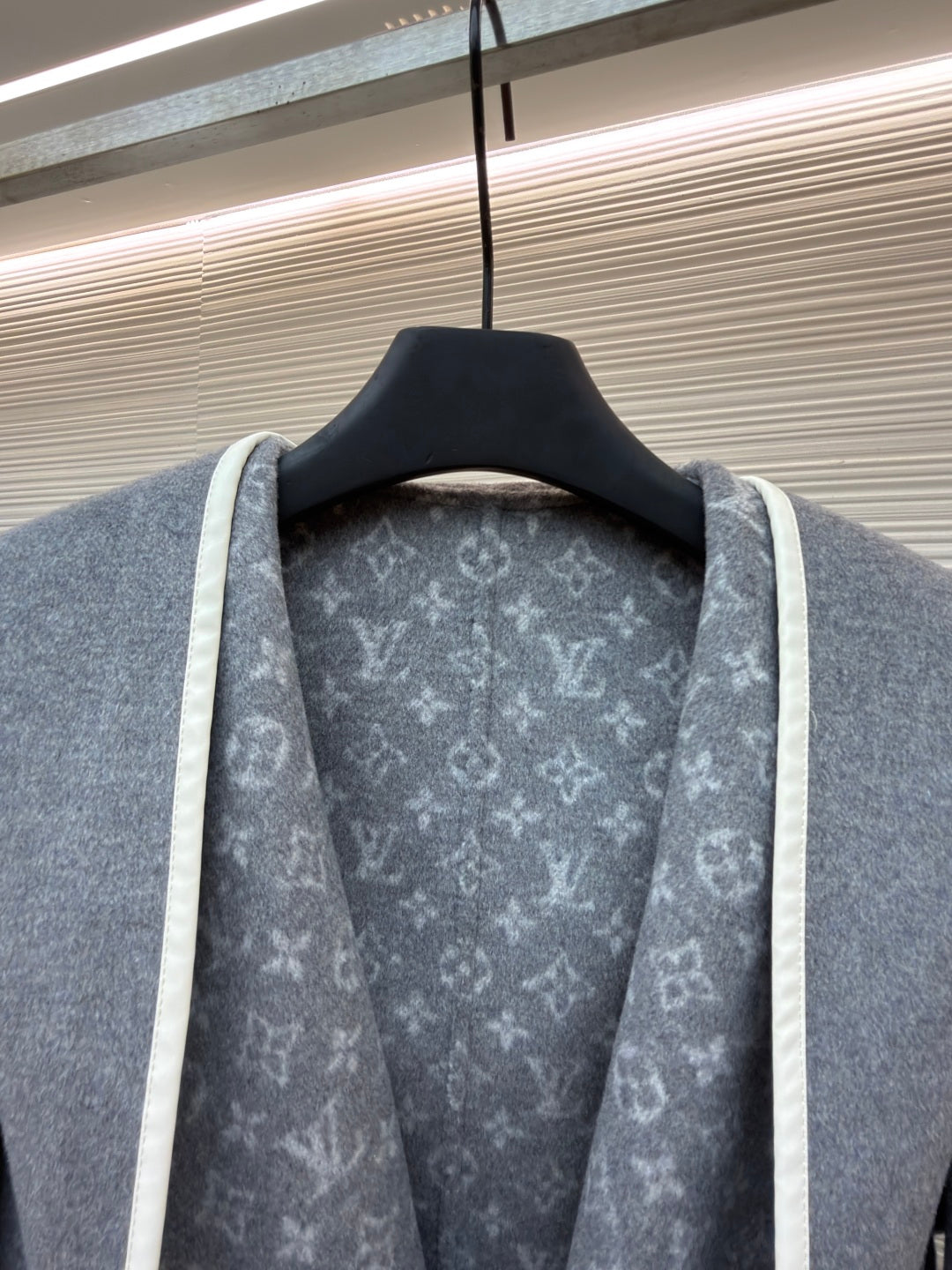 LV Wool Belt Wrap-Up Hooded Mid length Coat Reversible Women's