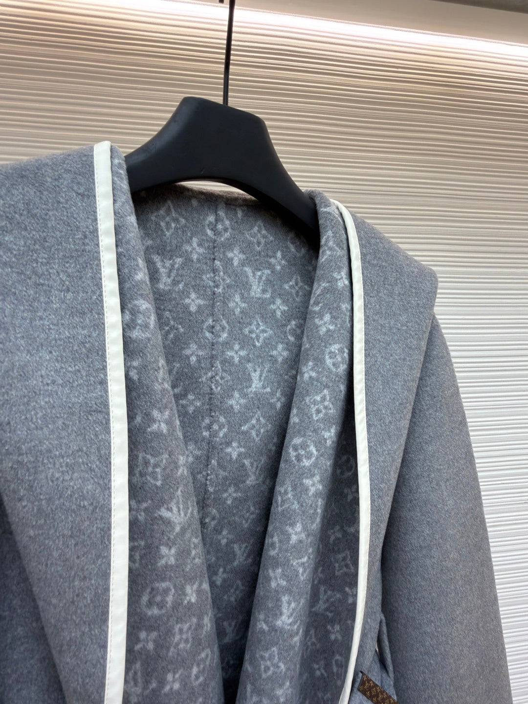 LV Wool Belt Wrap-Up Hooded Mid length Coat Reversible Women's