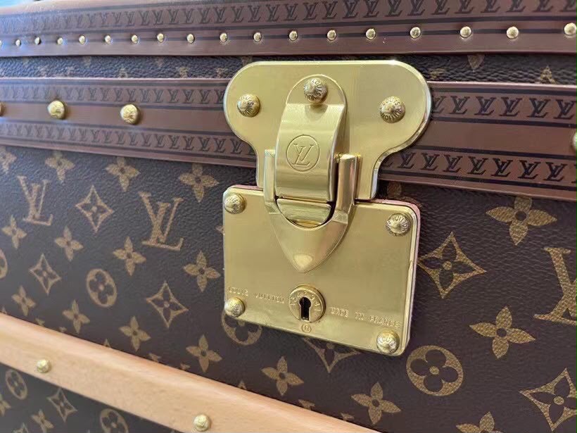 LV Storage Trunk
