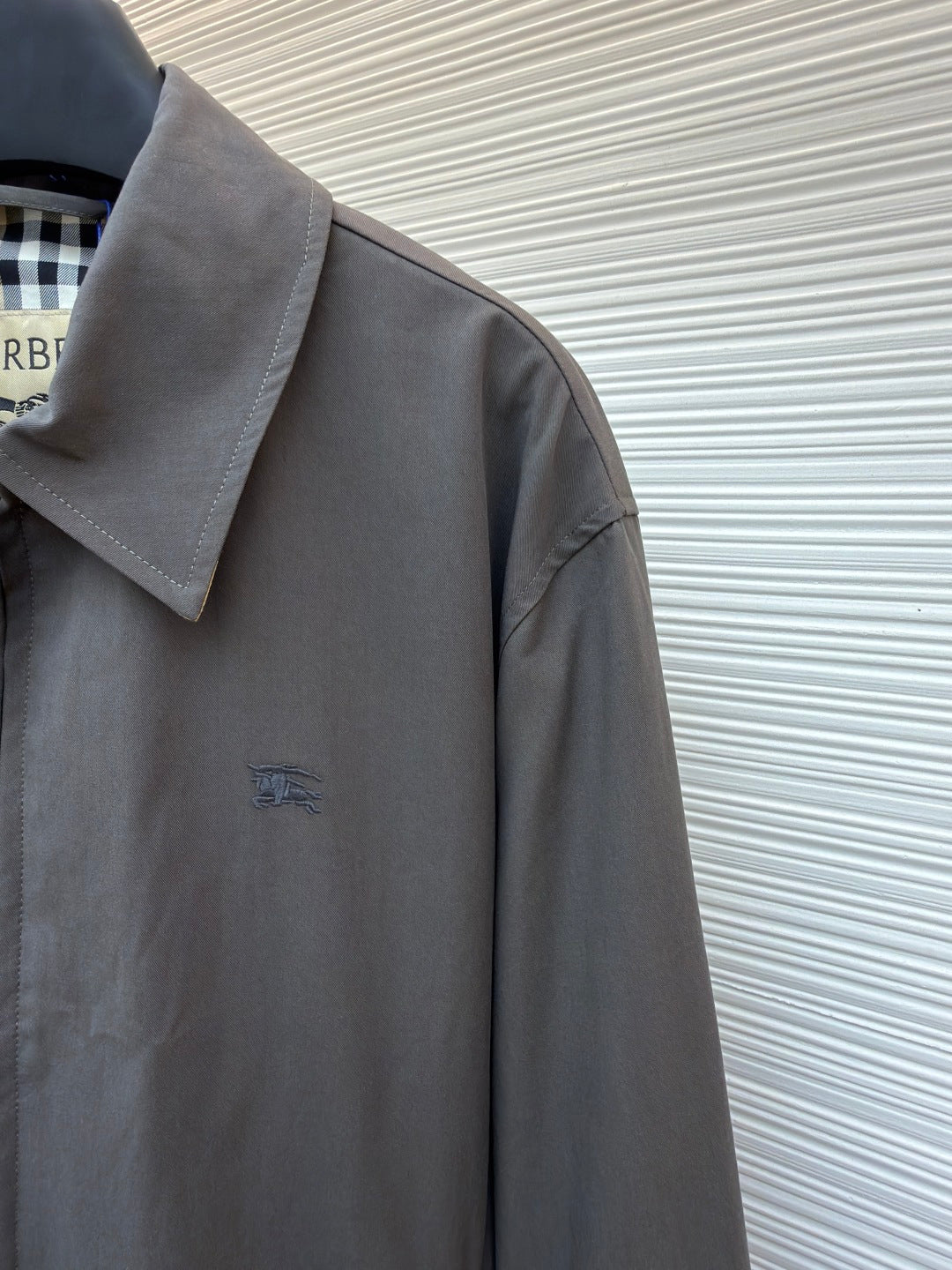 Burberry Equestrian Embroidered Check Lined Collar Jacket