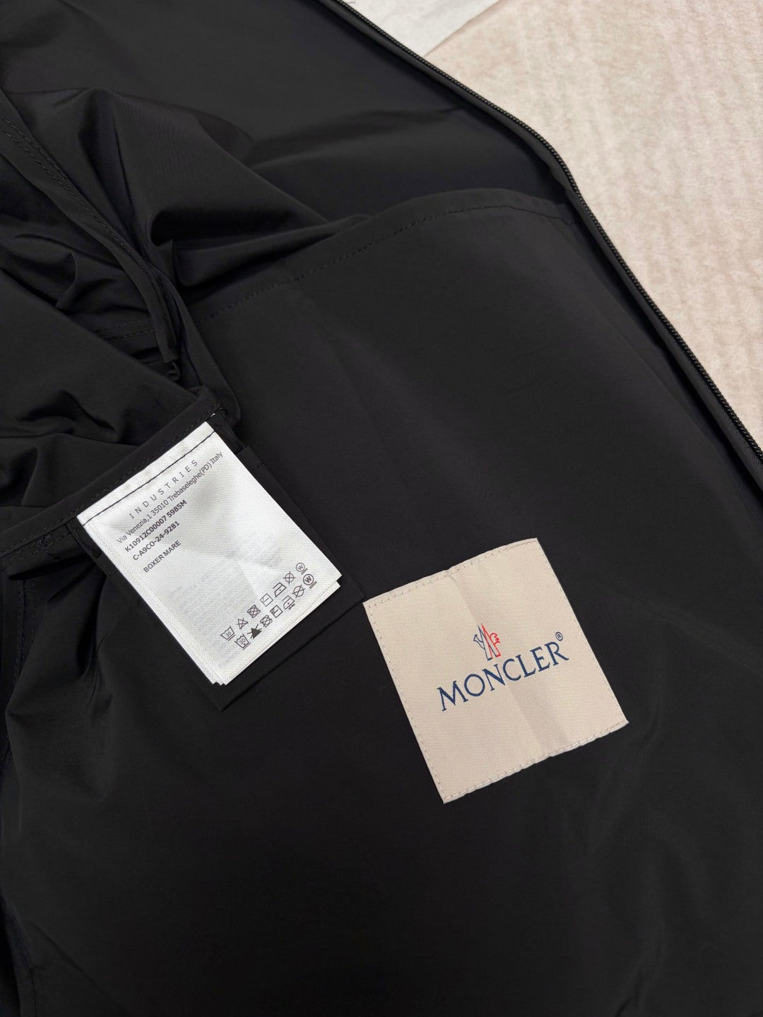 Moncler Hooded Letter Print Lightweight Jacket