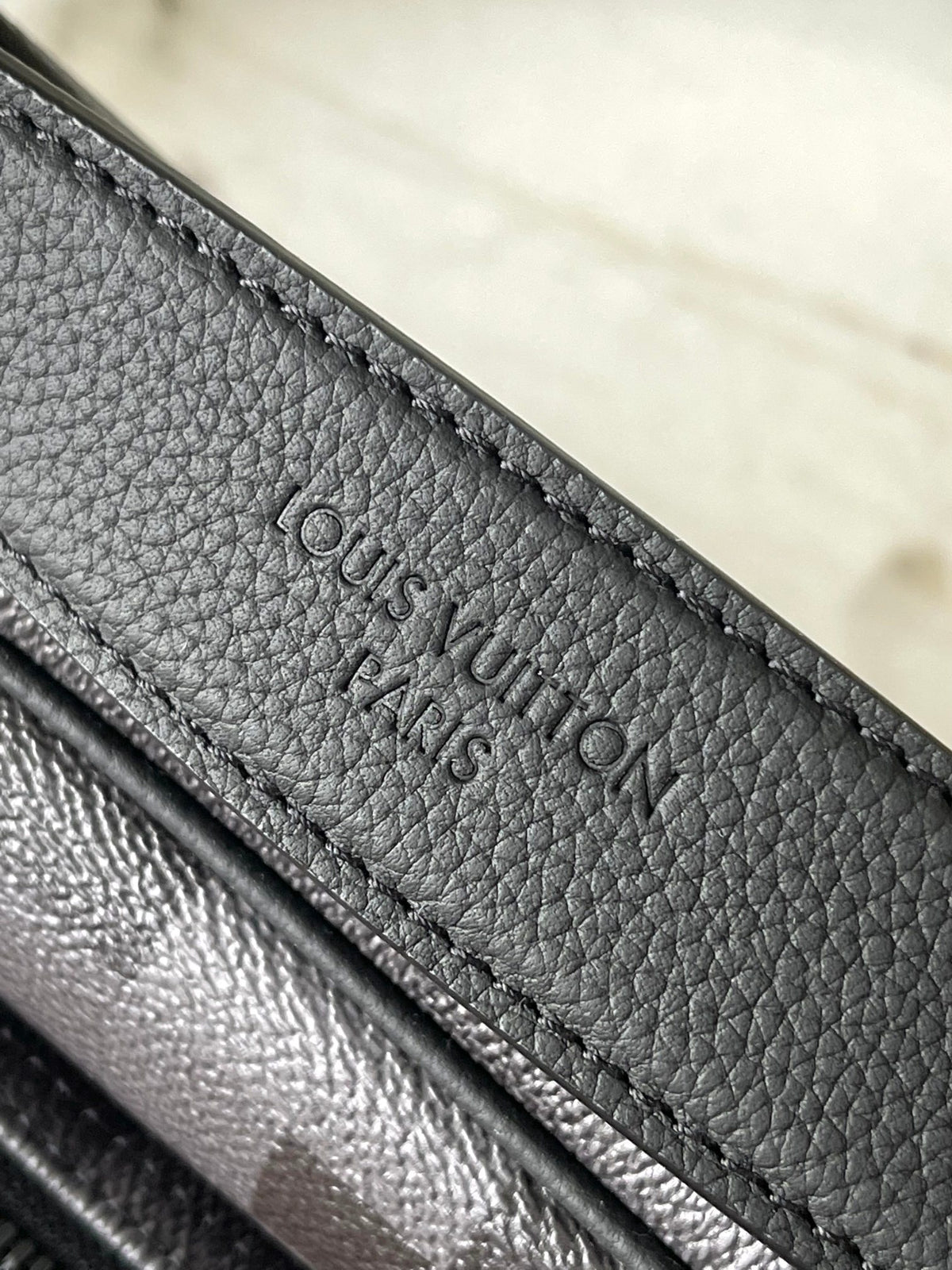 LV Nil Messenger Bag