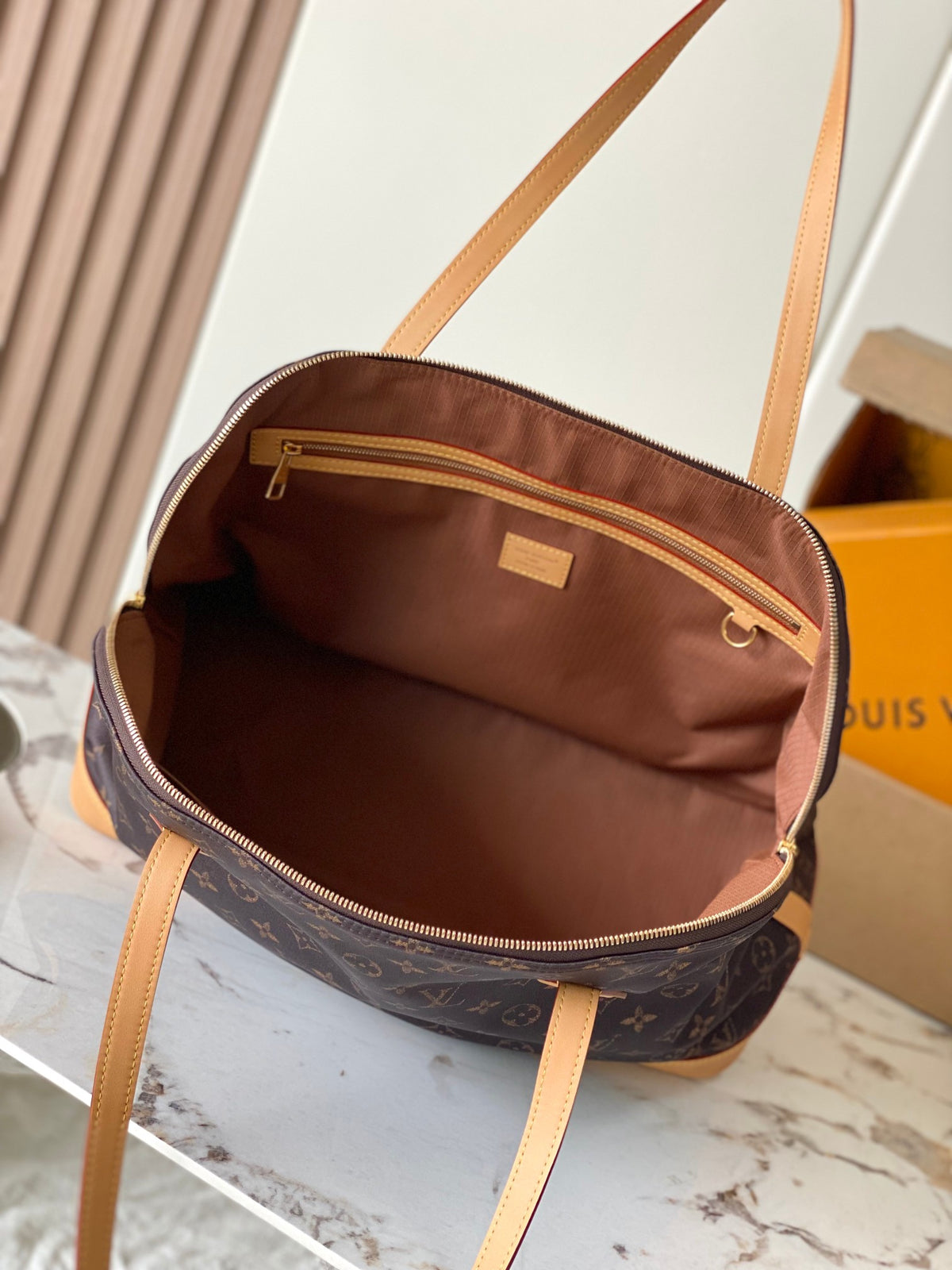 LV Alma Shoulder Handbag