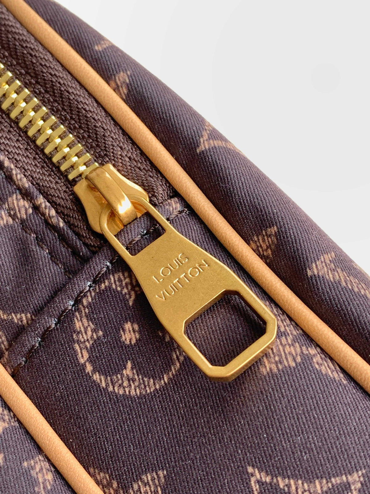 LV Nil Large Handbag