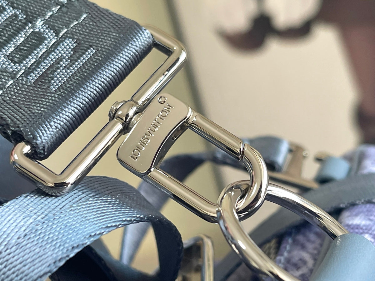 LV Backpack Double shoulder 50 Travel bag