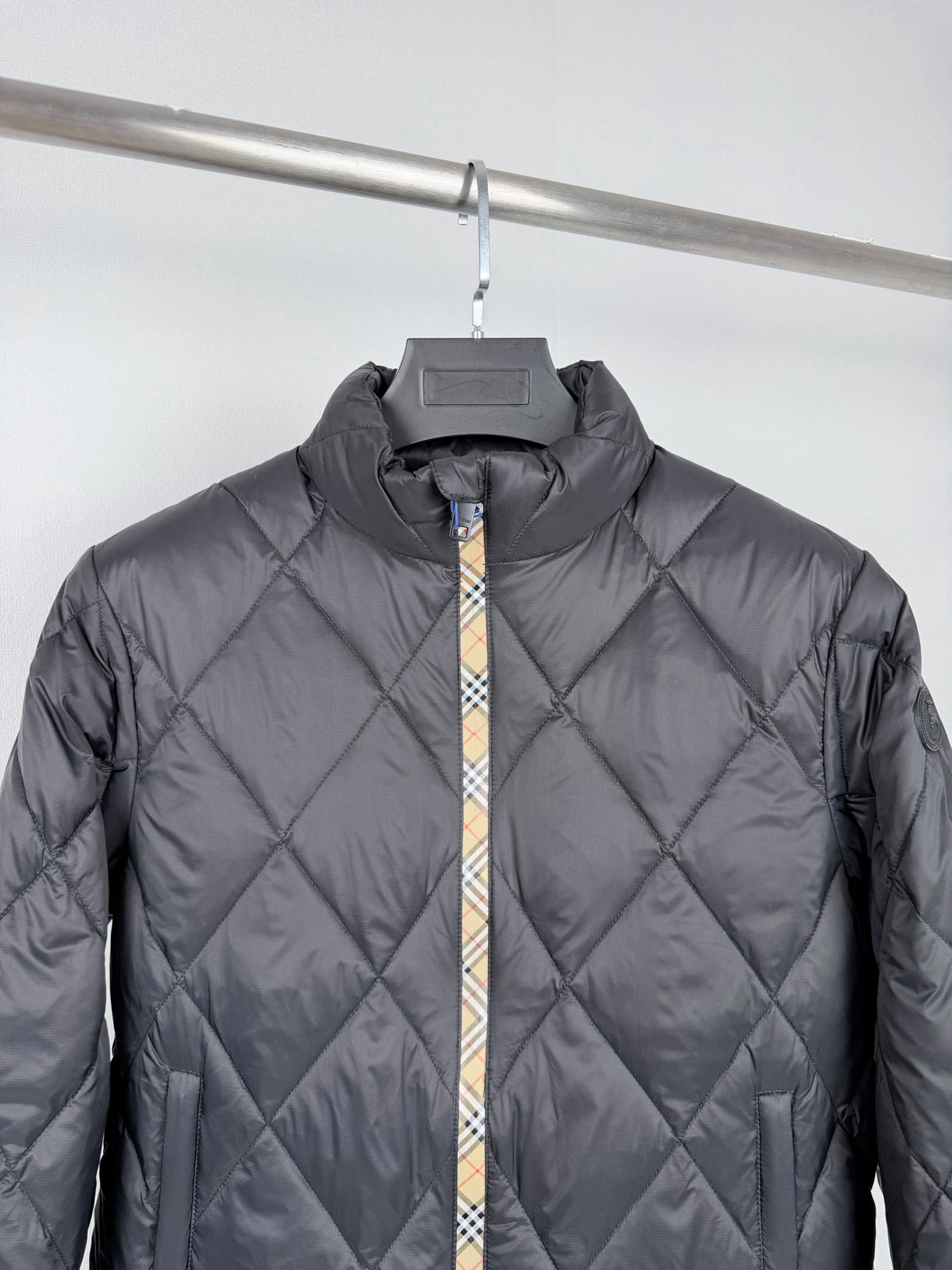 Burberry Paid Quilted Down Jacket - Women's