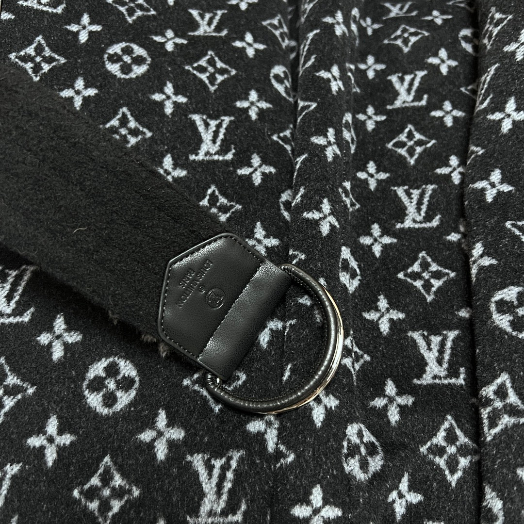 LV Double Sided Wrap Cashmere Wool Coat - Women's