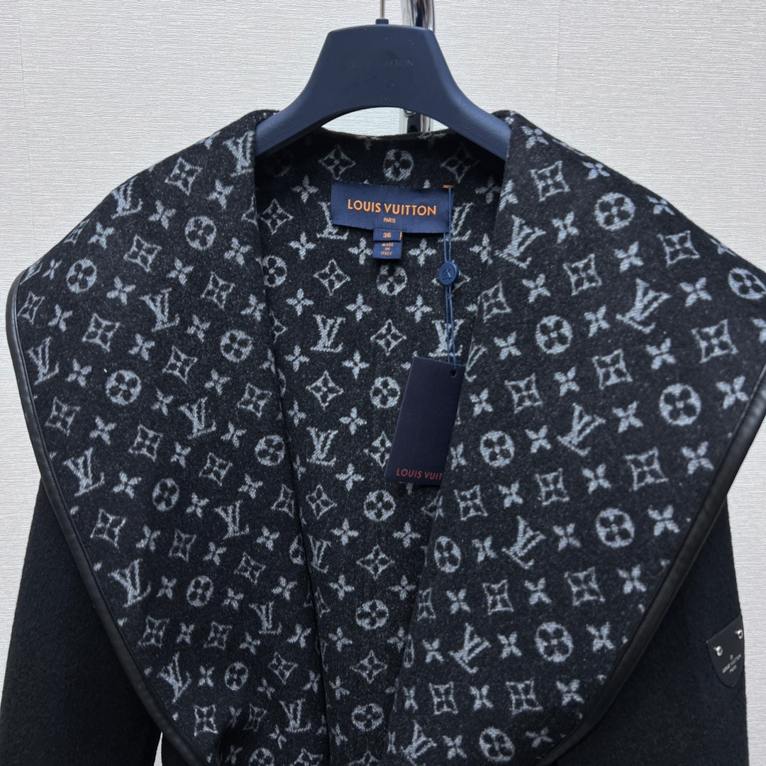 LV Double Sided Wrap Cashmere Wool Coat - Women's