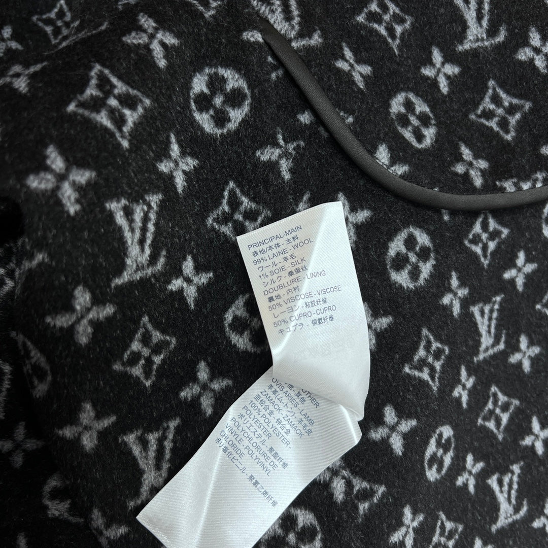 LV Double Sided Wrap Cashmere Wool Coat - Women's