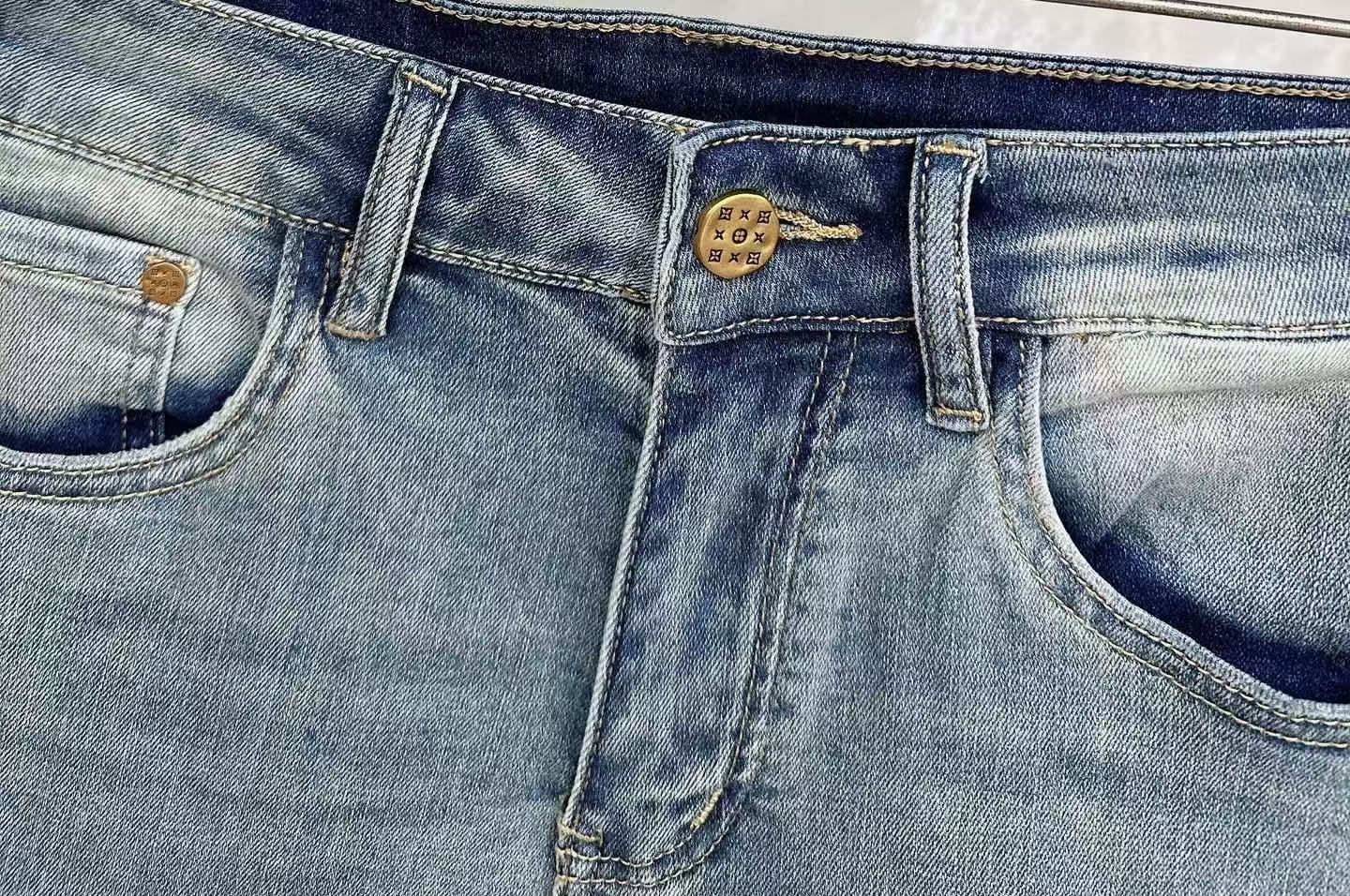 LV Casual Jeans