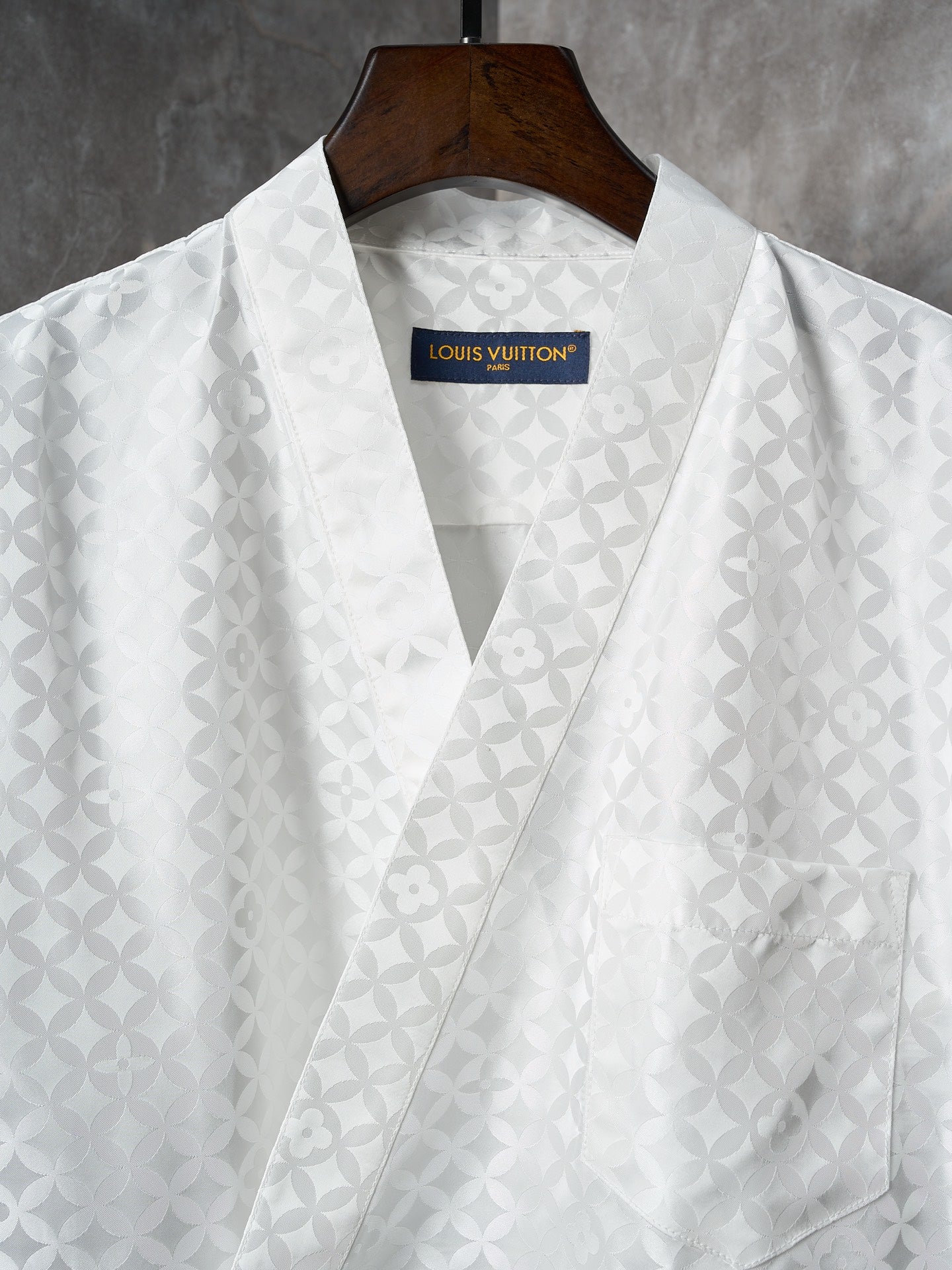 1V Nigo Collaboration Series Four-Leaf Clover Jacquard Kimono-Style Long-Sleeved Shirt