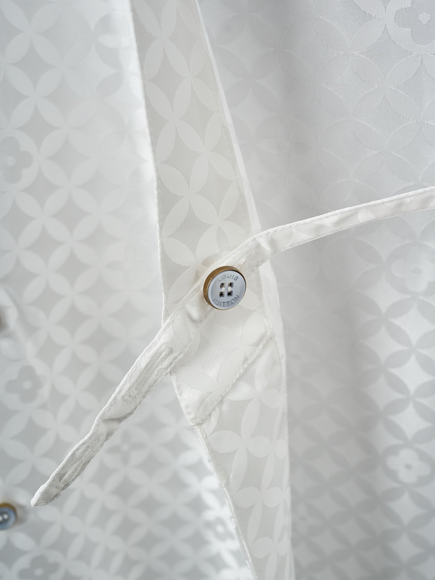 1V Nigo Collaboration Series Four-Leaf Clover Jacquard Kimono-Style Long-Sleeved Shirt