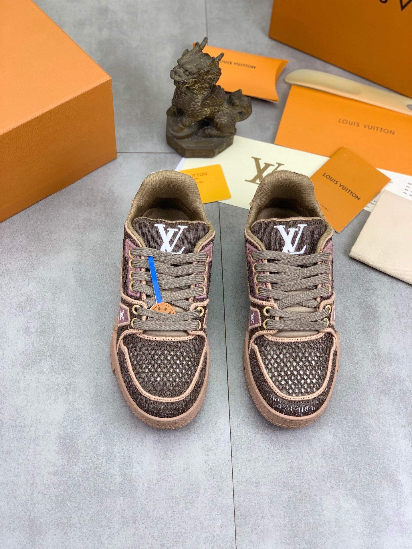 LV Trainers Shoes