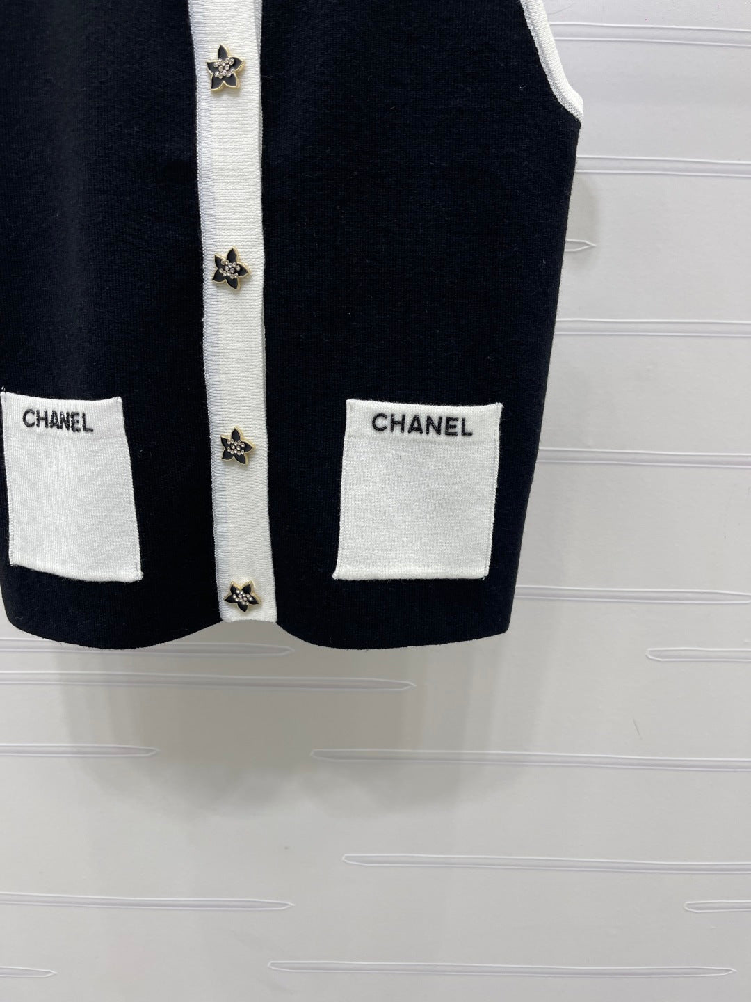 Chanel Sleeveless Knitted Vest