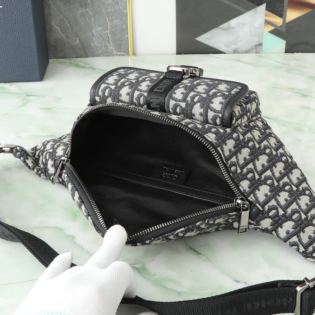 Dior belt Bag