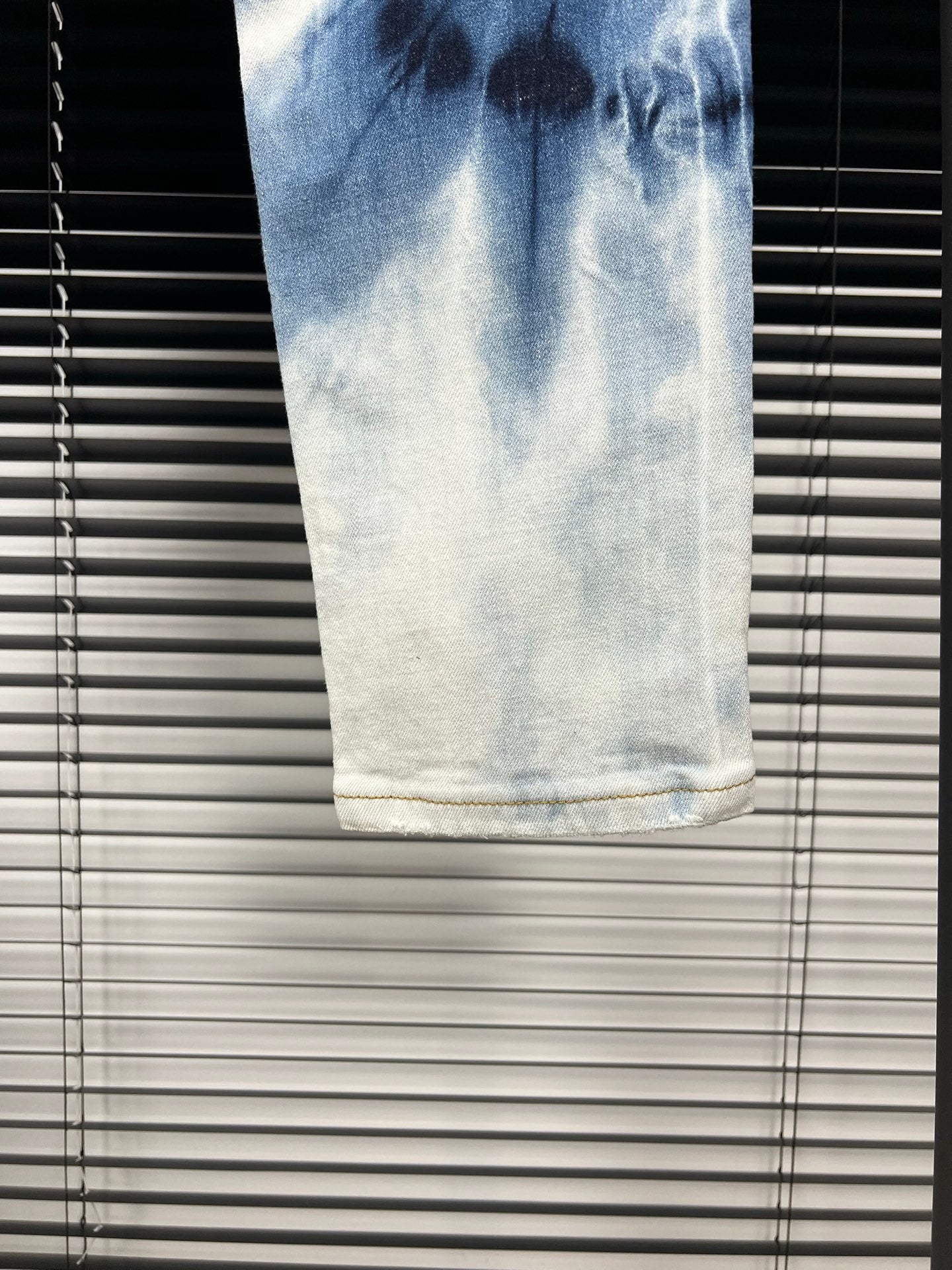 Amiri Distressed Slim Fit Jeans