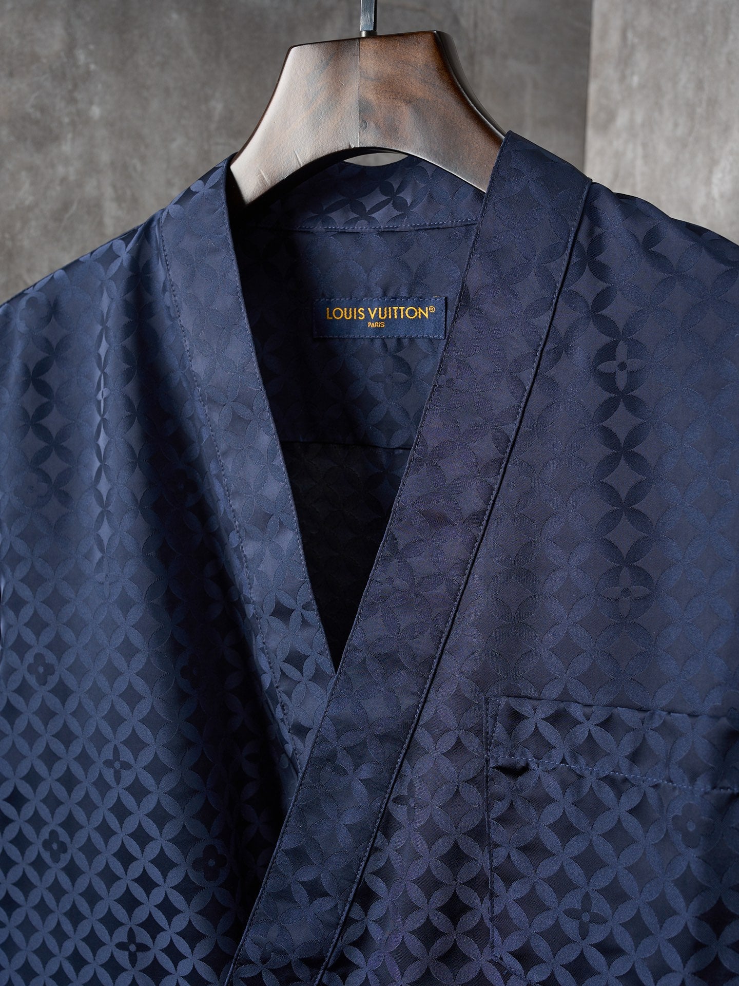 1V Nigo Collaboration Series Four-Leaf Clover Jacquard Kimono-Style Long-Sleeved Shirt