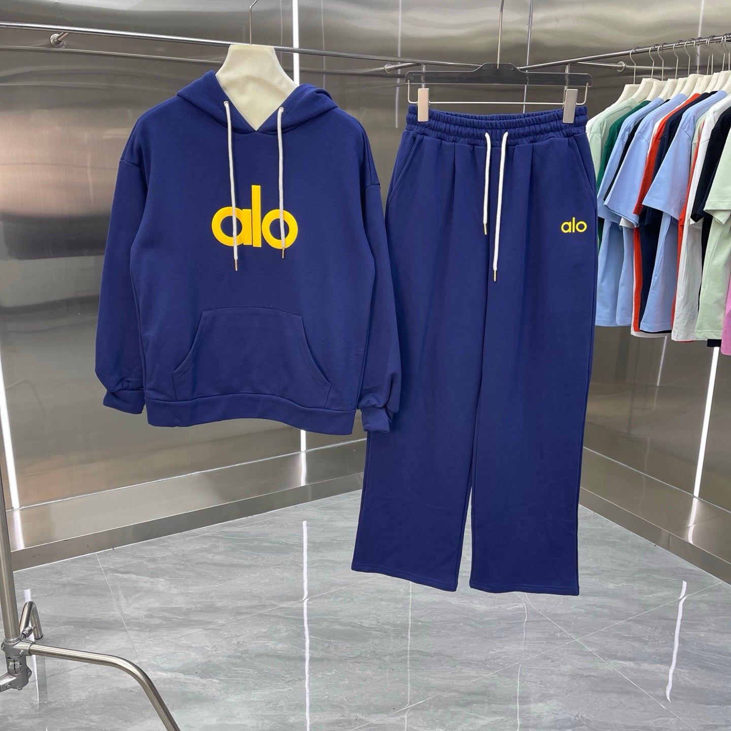 Alo Hoodie Set