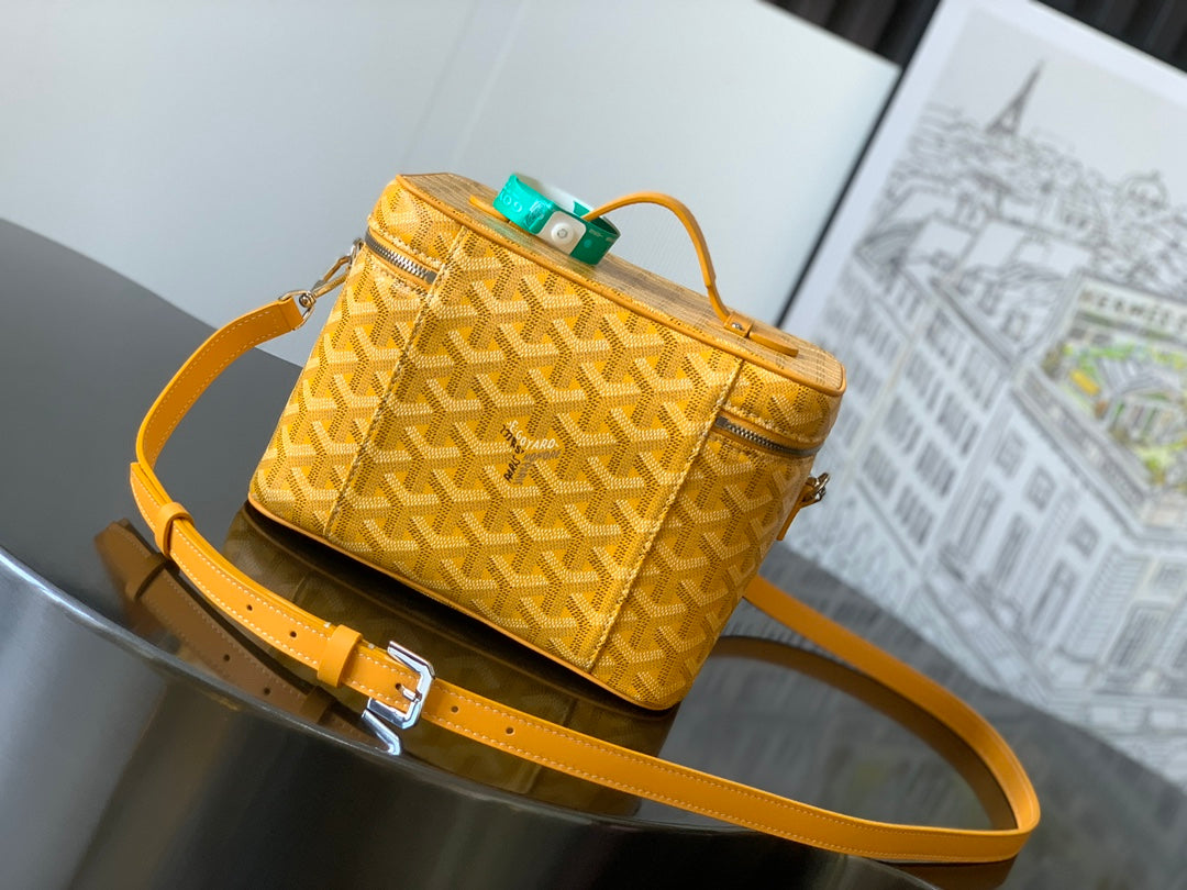 Goyard Cosmetics Bag