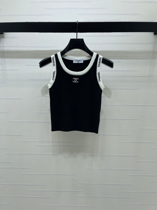 Chanel Sleeveless Knitted Shirt