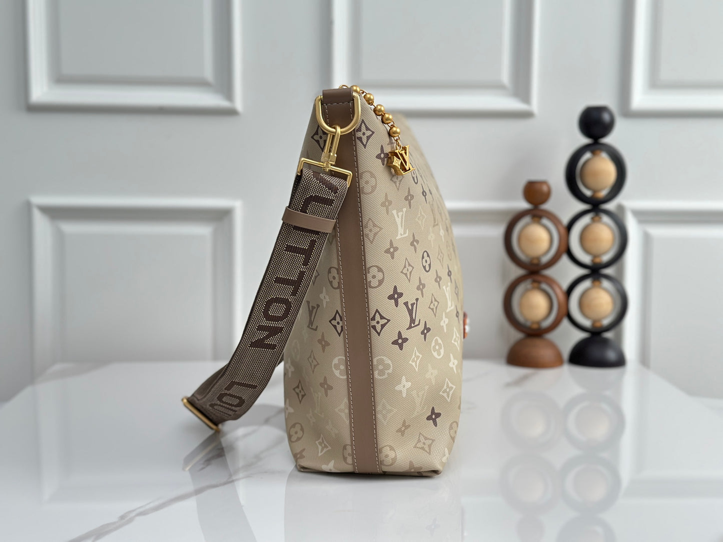LV Apricot Gradient Handbag