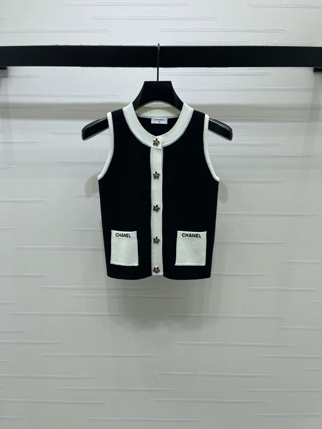 Chanel Sleeveless Knitted Vest