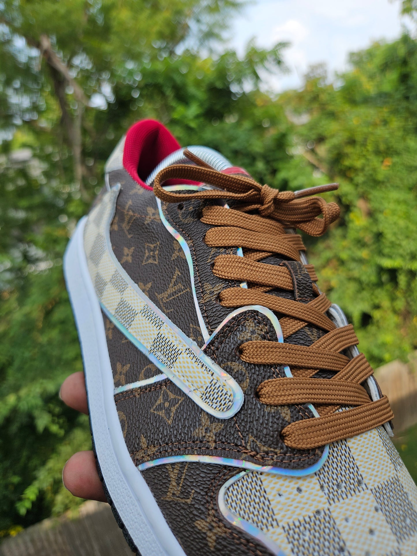 Nike × LV dunks