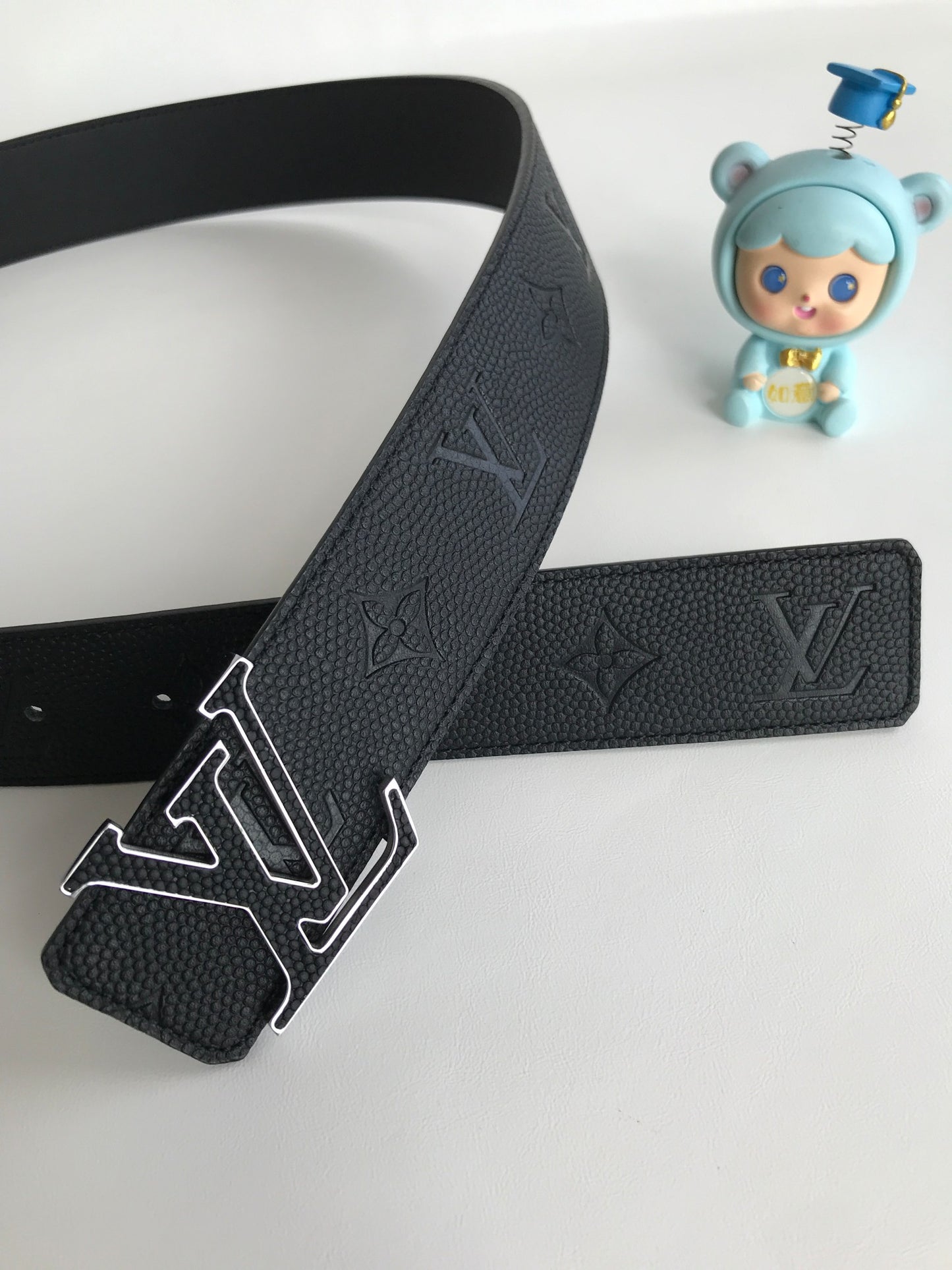 LV Men's Belt