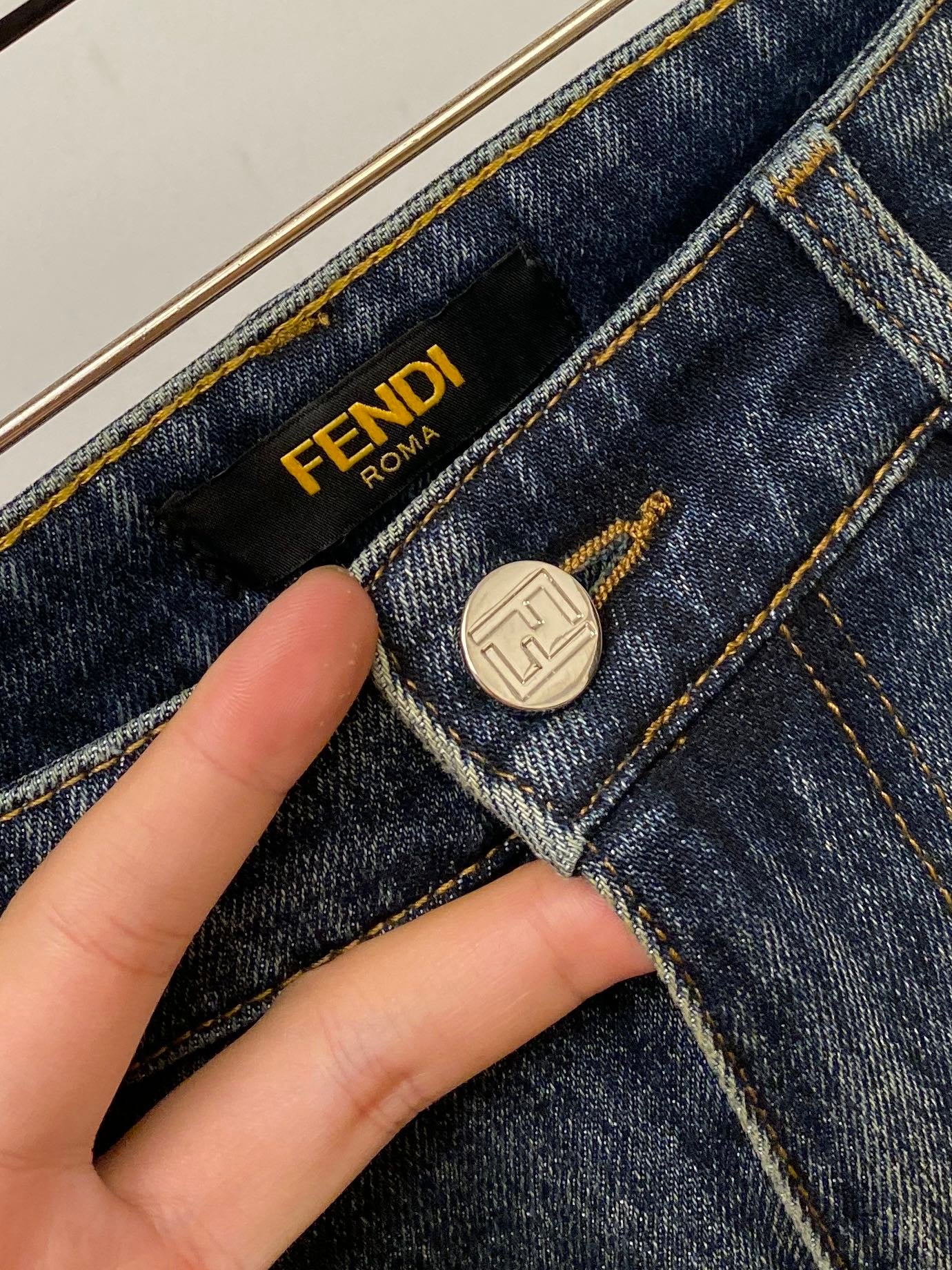 Fendi Casual Jeans
