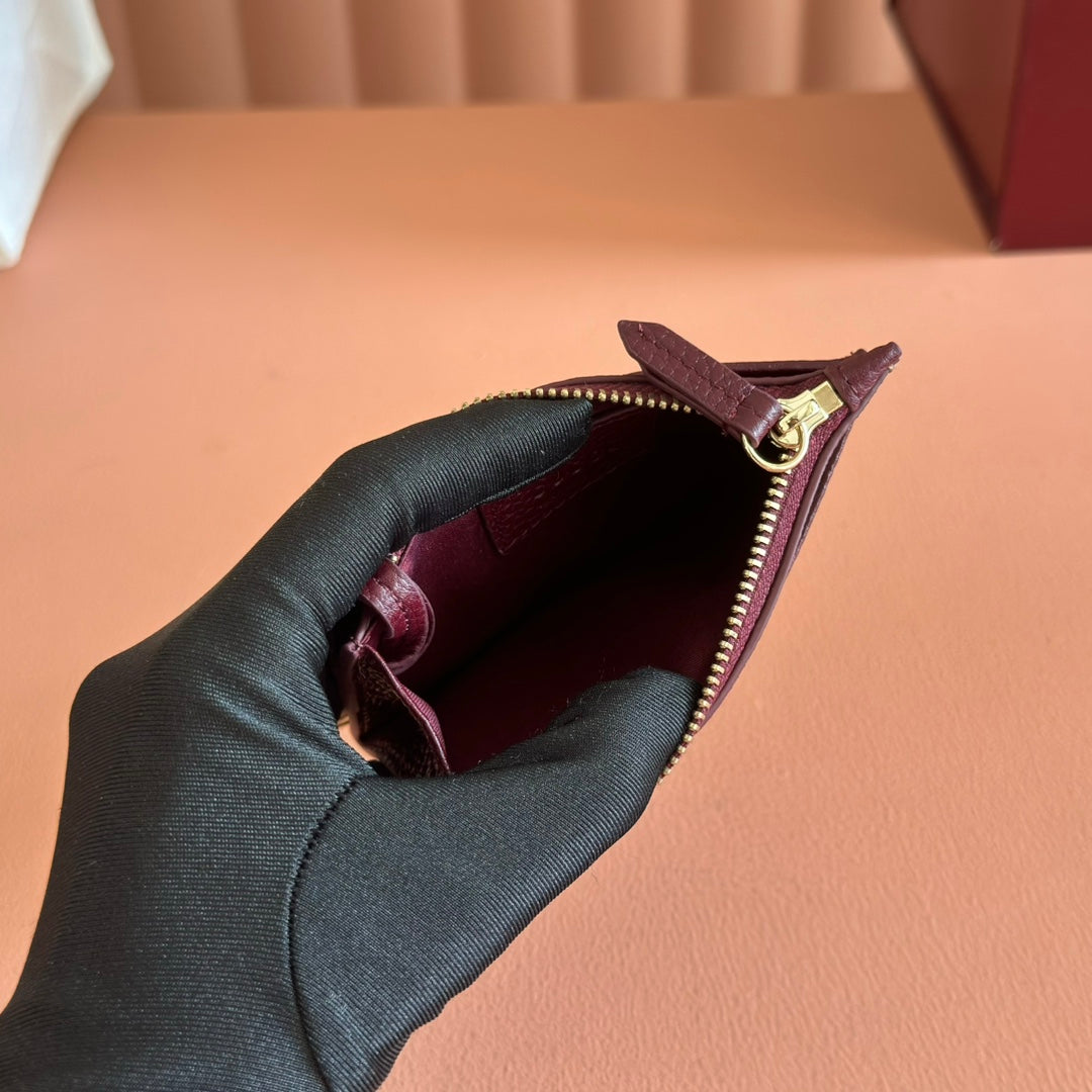 Gucci Zipped Key Pouch