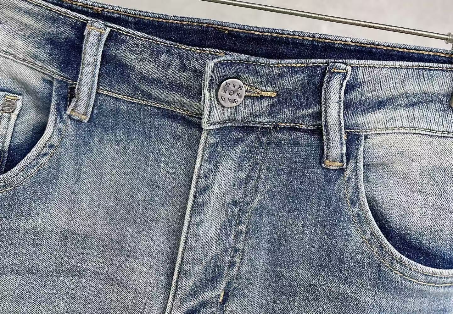 LV Casual Jeans