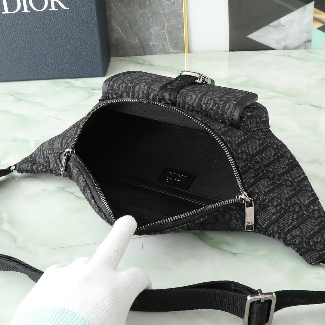 Dior belt Bag