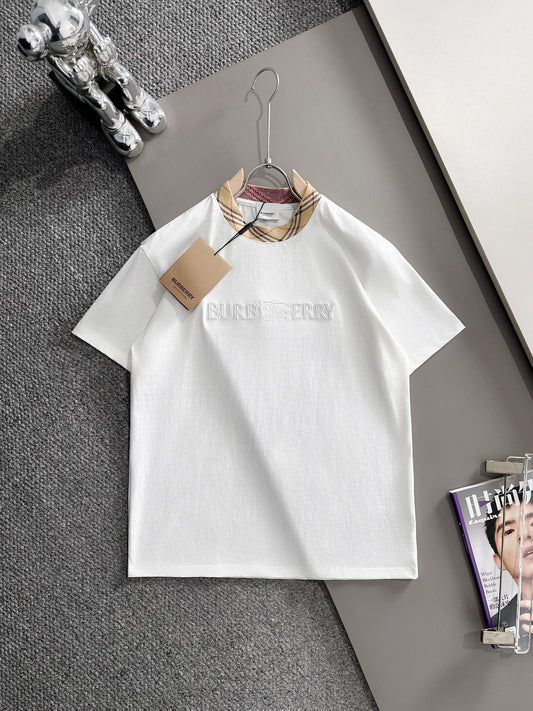 Burberry Embriodered T shirt Unisex