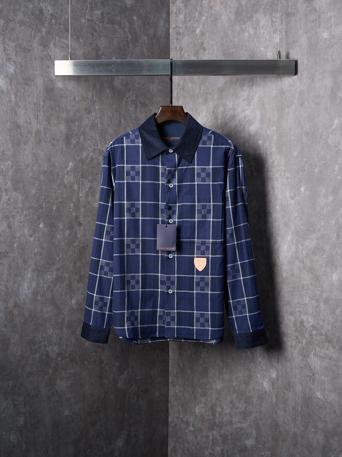 1V Flannel Collar Embroidered Logo Blue Check Lapel Long Sleeve Shirt