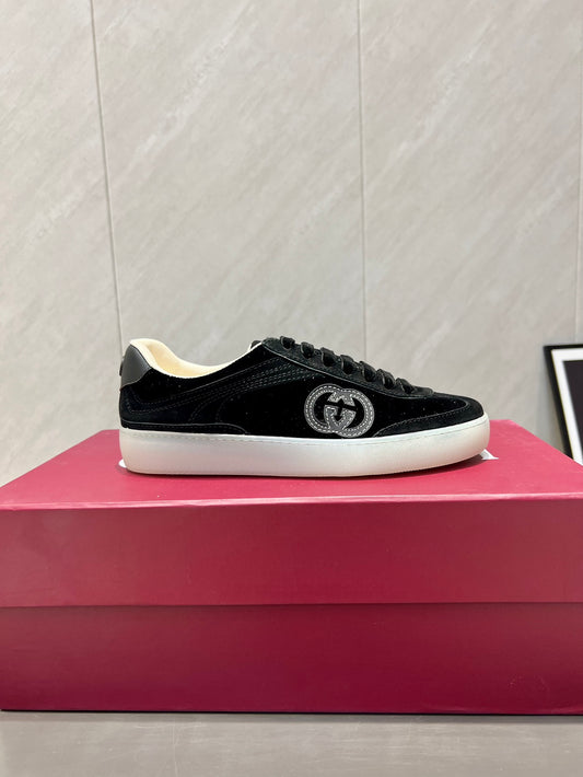 GG Casual Distressed Shoes