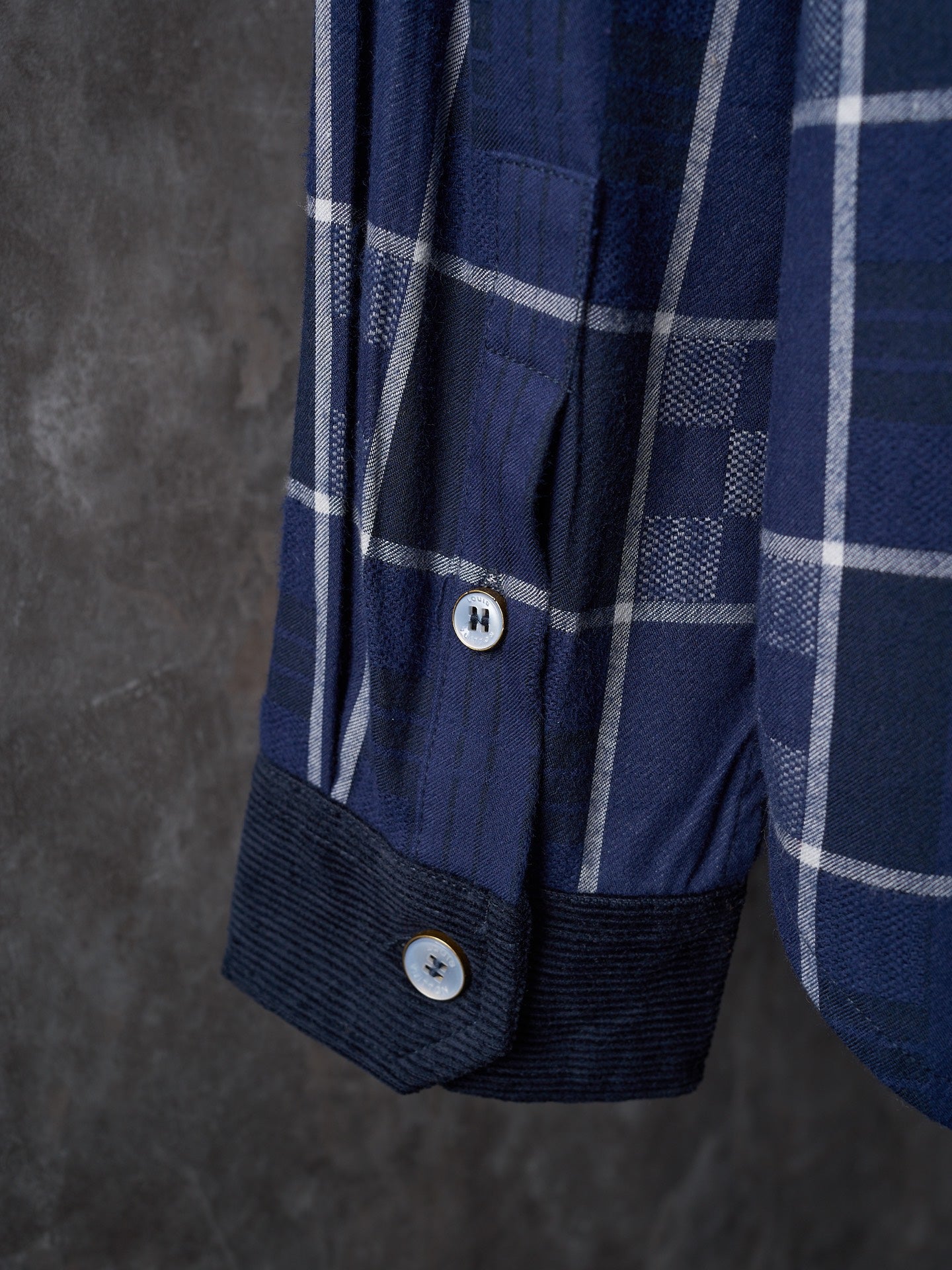 1V Flannel Collar Embroidered Logo Blue Check Lapel Long Sleeve Shirt