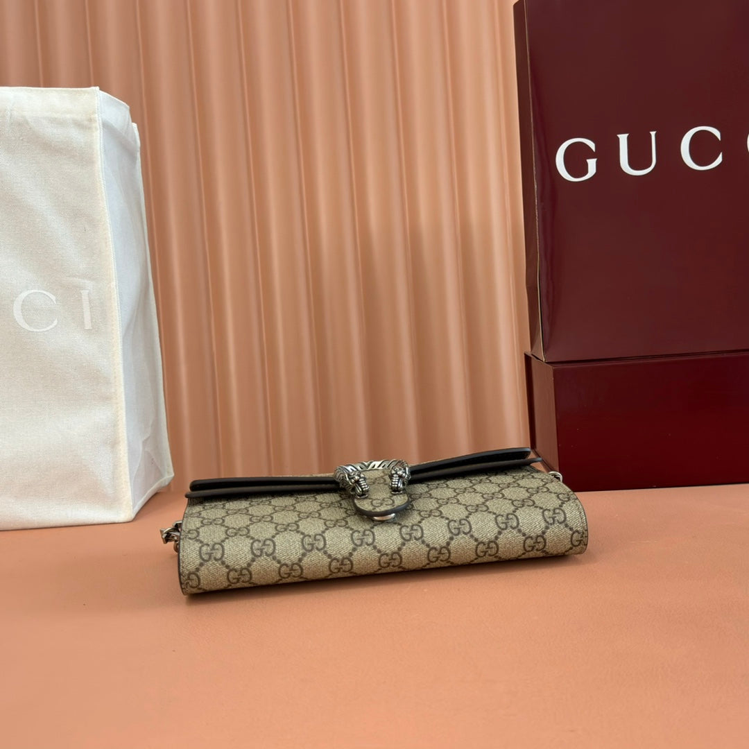 Gucci Dionysus Small Shoulder Bag