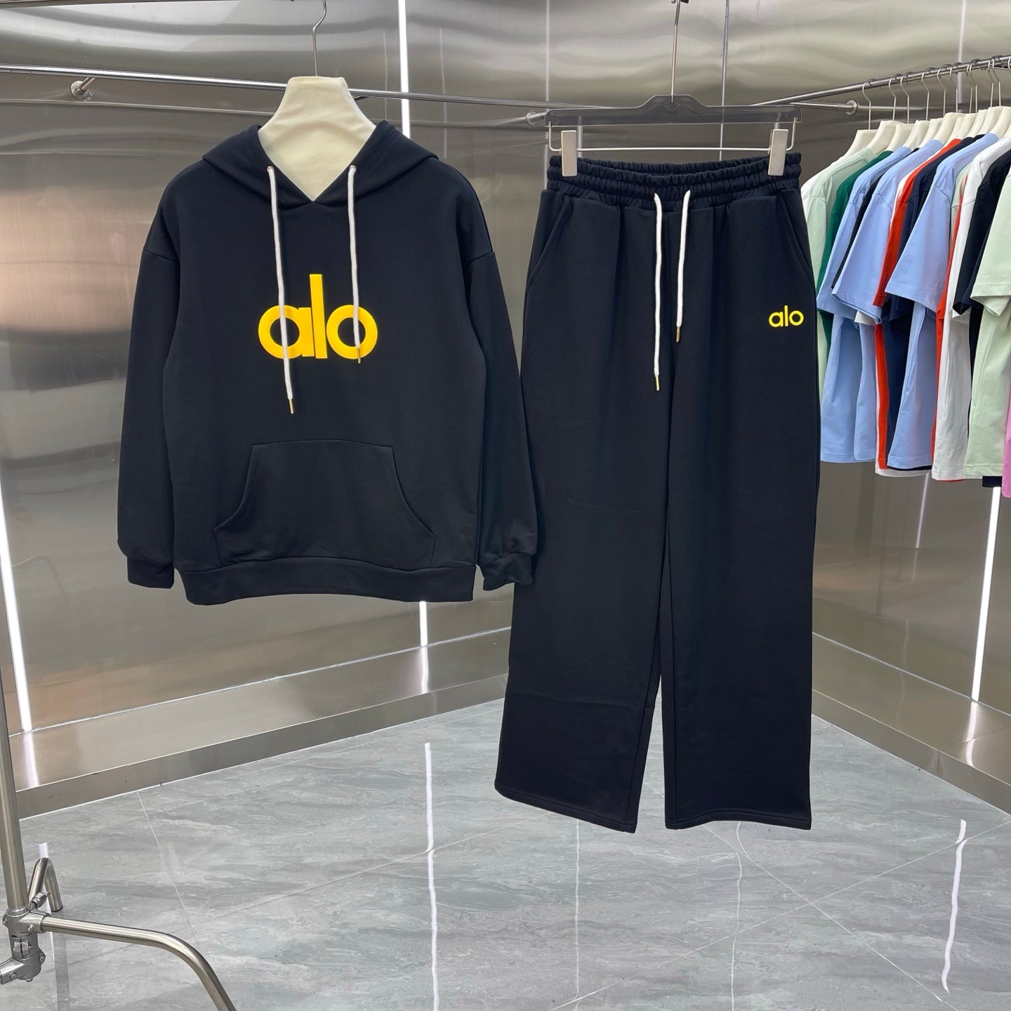 Alo Hoodie Set